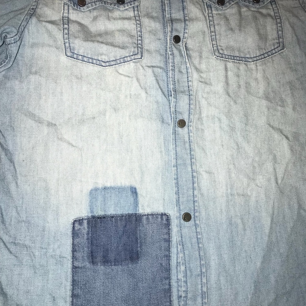 🔥🔥H&M JEAN SHIRT - Picture 2 of 5